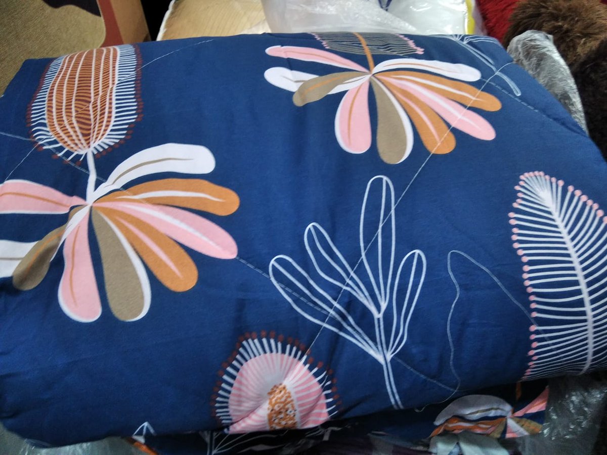 FashionPalace8's tweet photo. @MillicentOmanga Kindly retweet my customer could be on your TL
Cotton Duvet with 1 matching bedsheet and 2 pillow cases

4by6 at 1900
5by6 at 2100
6by6 at 2200
Contact 0721450065/0711699704
We do deliveries
#UhuruAtWork
#BBIReport
Thika
Eldoret
Atwoli https://t.co/k8EV7bHXbD