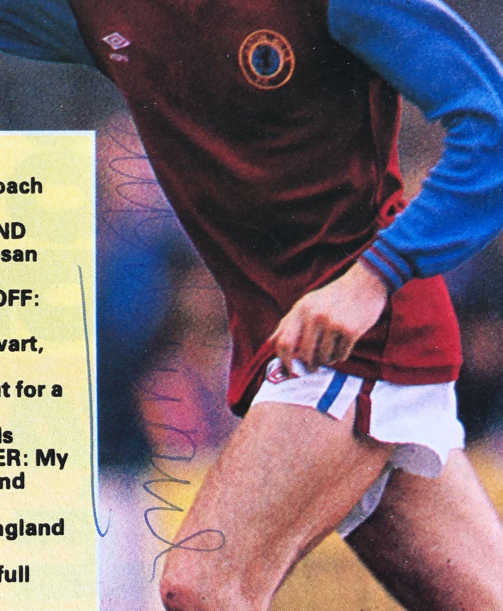 FOOTBALLERS AUTOGRAPHS of the 70s & 80s tweet media