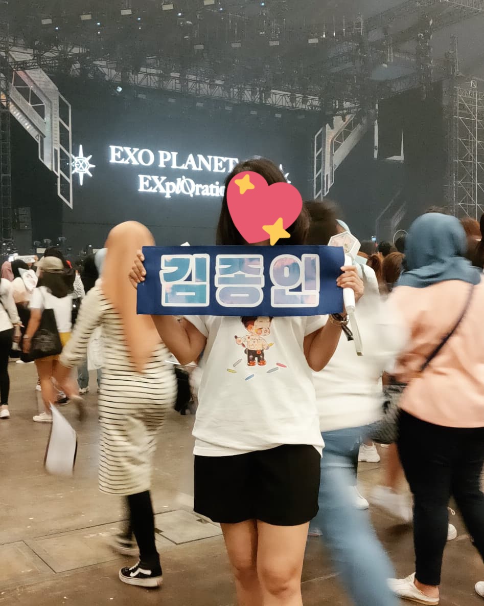 A year ago. One of the best night in my life. I miss my boys ❤❤ #EXO  #EXplOrationinJKT