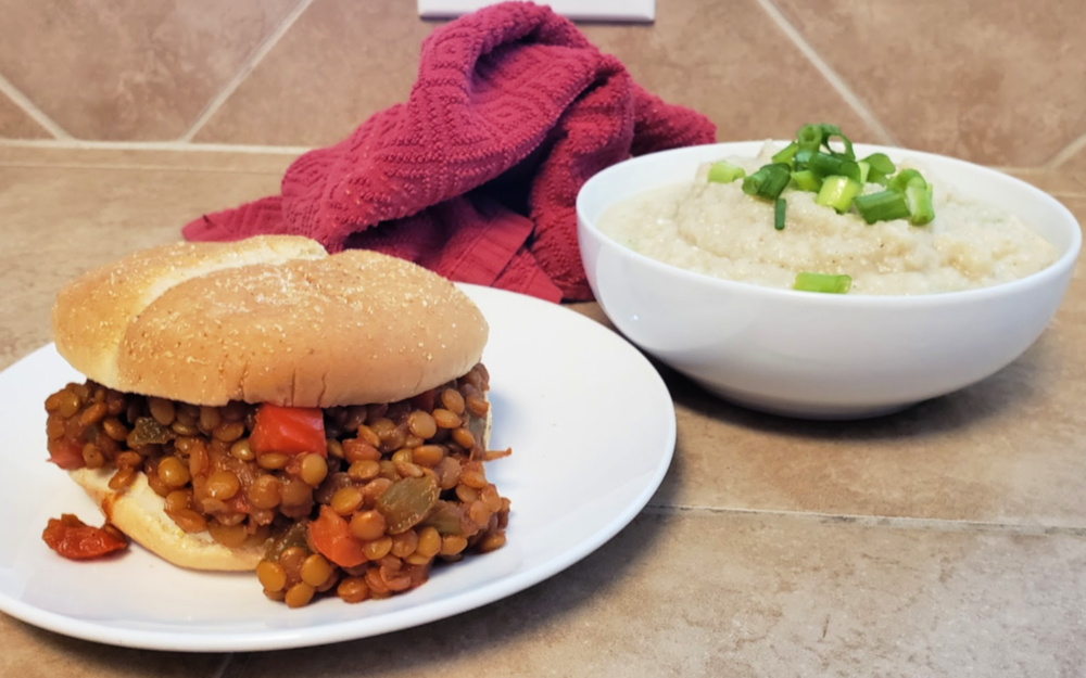sewworx's tweet photo. #ad These Lentil Sloppy Joes and Cauliflower Mash Will Keep Your Budget and Family Healthy #LifeInCheck #EBTSNAPapp @SoFabLife
https://t.co/4LM7HmUor8 https://t.co/zRckv9l9Fg