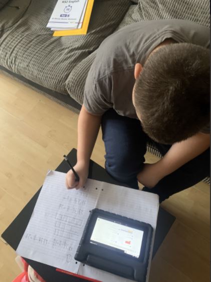 KingshurstY6's tweet photo. Lots of 6G children working really hard in Maths this morning! 🌟👍👏🥇🤩
#workingfromhome
@KingshurstPS https://t.co/MiKpfFUMHM