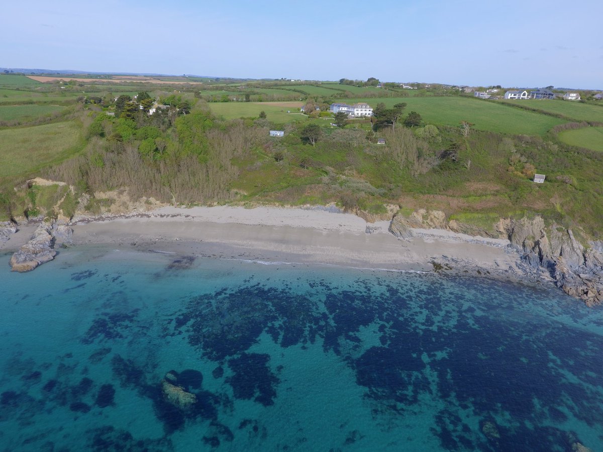 DriftwoodHotel's tweet photo. Sometimes all you need is a change of scenery π€©
Escape to a world away! We're looking forward to welcoming you back soon.
#driftwoodhotel #escapetocornwall #escapism #Cornwall https://t.co/LDZB2uMa34