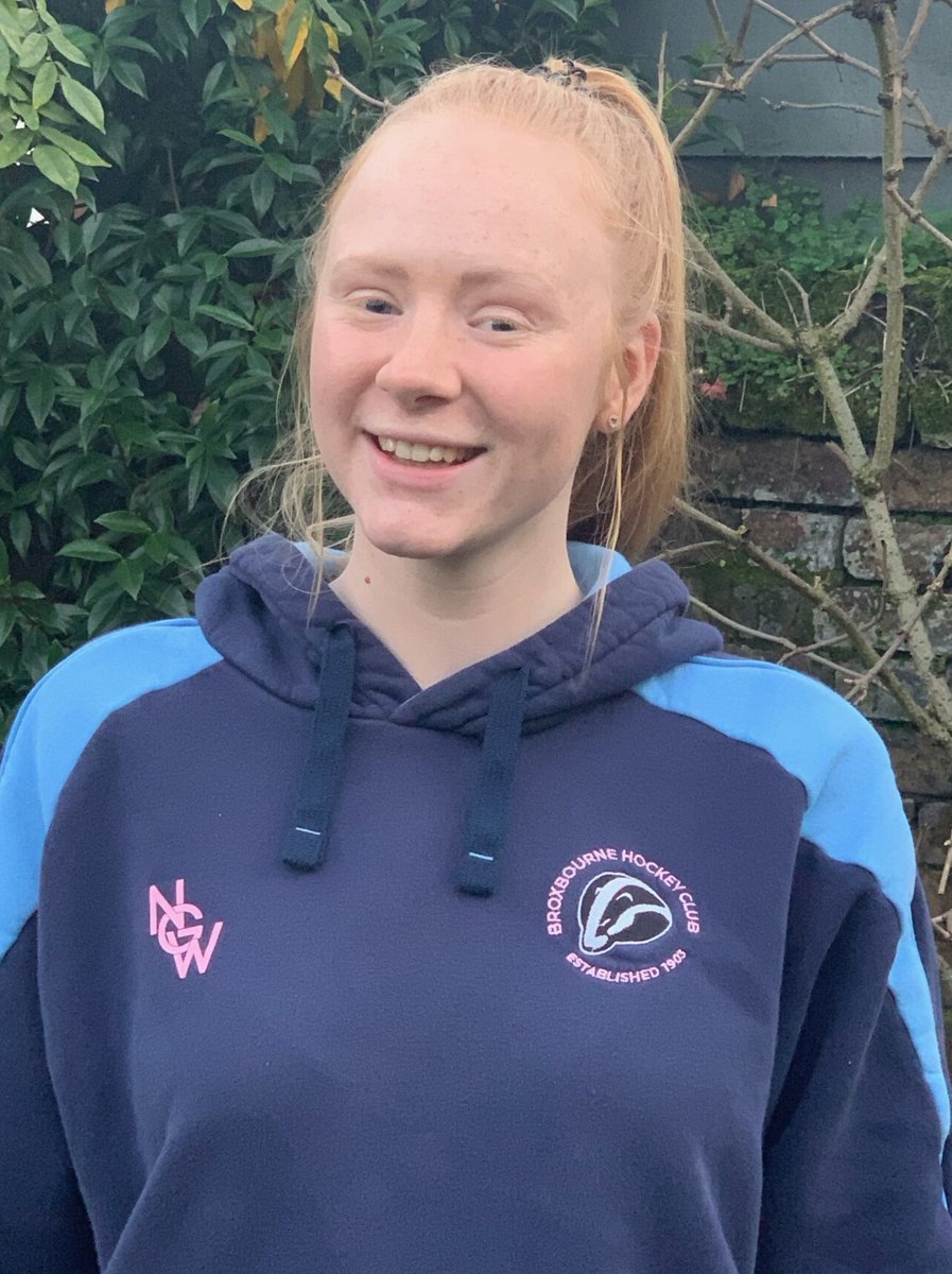 TheHockeyPaper's tweet photo. 🗨️ 'Now I have the support and people telling me the stories, it makes me want it more and I won’t give up!'
🤝 Meet Izzy Gardiner: The young campaigning voice for more hockey inclusion
📢 Her first interview: https://t.co/B8366ItlpR https://t.co/ndPEENHoBR