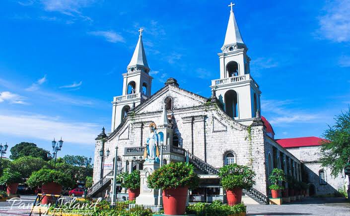 iamzhermhilo's tweet photo. See you soon City of LOVE,Iloilo City.
#iamiloilo
#garinfarm 
#jarocathedral 
#travelgoals2021 
#cebupacificfreeflights
Ctto of the pics.:) https://t.co/uh2fq0aSrn