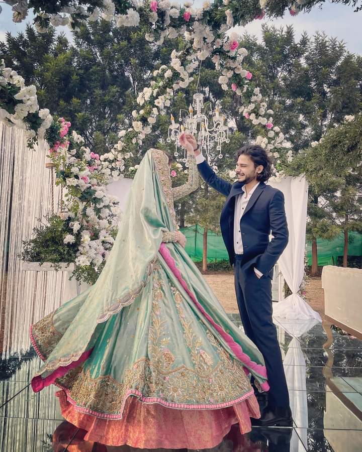 Rkdawar07's tweet photo. Many many Congratulations @u_khano Bhie for your New chapter of Your life Buddy ❤️.Have a Best Wiehes 🙌👊!

#shadimubarak #DigitalBoy #creater #ukhano #rkdawar https://t.co/xpvMry6srf