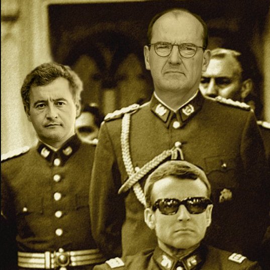 HansEichbaum's tweet photo. @LaREM_AN Votre ode à @Charlie_Hebdo_ serait crédible si dans le même temps, vous cessiez le harcèlement judiciaire contre les gueux qui décrochent le portrait de votre despote, le croquent ou le brocardent. Un poids, deux mesures. 
#EnMarcheDissolution 
#TousContreMacronJour56 https://t.co/3EnXP1VDzg