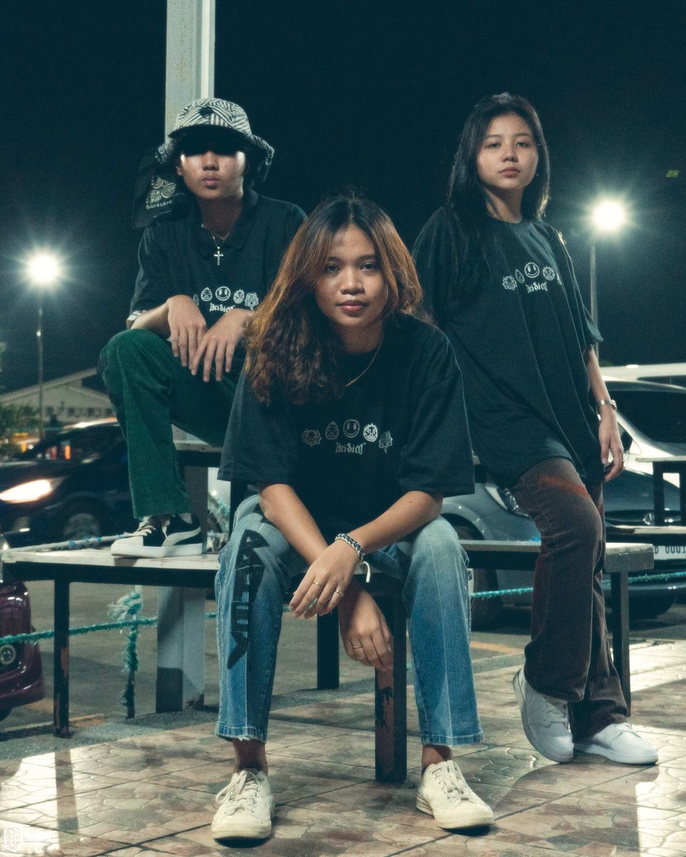 teamacidico's tweet photo. 🔻BRIEF DESCRIPTION:
For this release, 𝟏𝟎𝟎% of the proceeds will go to Tulong Kabataan-Bicol. They are currently helping those affected by the typhoons in Albay. They are also accepting monetary donations. @KabataanBicol 

@miggyndre @Quishaquimco_ @adiebalcuevaa https://t.co/7BvtEqMhGQ