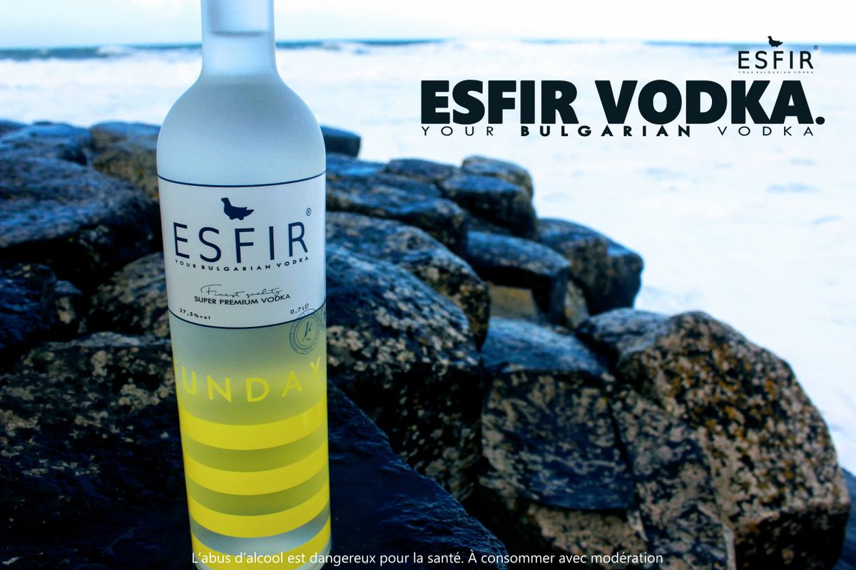 ESFIR_DRINKS's tweet photo. Clochán na bhFómharach ! #Giant #Causeway #Travel #Nature #Inspiration #Love #Luxury #Vodka #ESFIRVODKA #ESFIRDRINKS #ESFIR https://t.co/p3B4pCa7L8