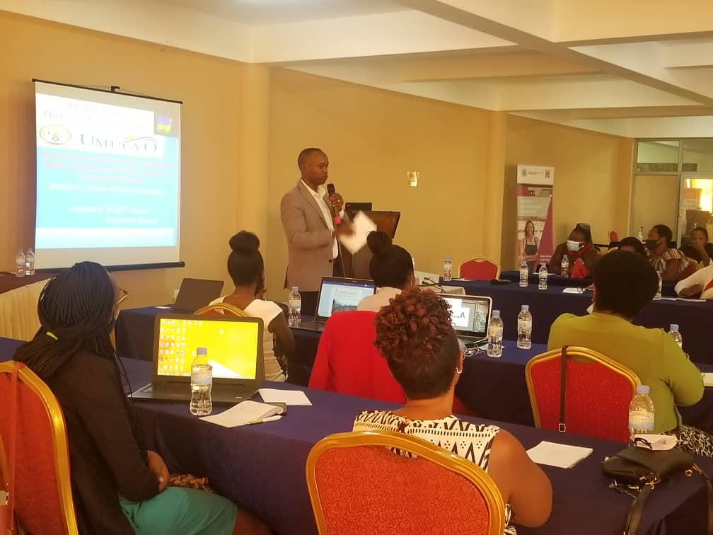 Today, the @chamberofwomen started a 3 days training on e-procurement, Digital marketing and Social media for 32 women Entrepreneurs. These trainings are supported by <a href="/UNDPRwanda/">UNDP Rwanda</a>  through <a href="/GenderMonitorRw/">Gender Monitoring Office | Rwanda</a> , under the project on Promoting Gender Accountability in Private Sector.