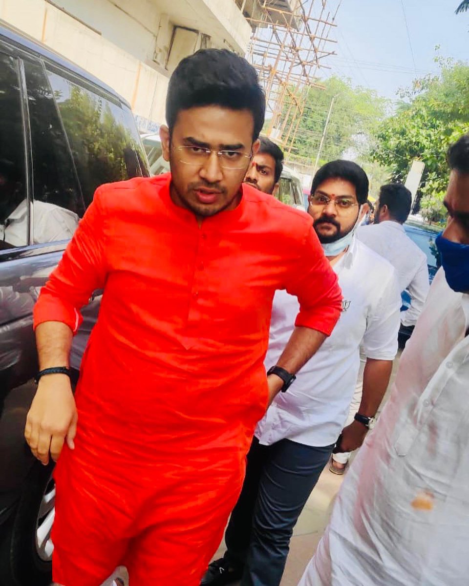 shivagoud_bjp's tweet photo. #ChangeHyderabad is a very good initiative and proud moment that it was a launched by Shri @Tejasvi_Surya , MP and National President for BJYM.
change Hyderabad
#BJP for #Change,
@BJP4India
@BJP4Telangana
#BJP4GHMC
#csgteam https://t.co/0RfhHdGaSg