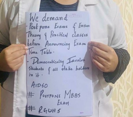 __afiya__'s tweet photo. Lockdown was not period to be able to concentrate on our studies. Rather it was a mental break down as there a lots of problems we are facing at present and u cannot demand us to attend exams in this condition we request u to post pone our exam,so that we can give our best.!! https://t.co/w27LVXf75B