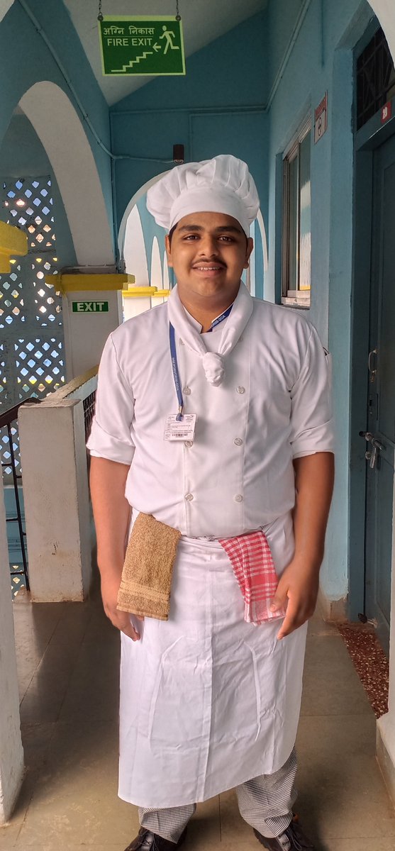 IHMGOA1's tweet photo. Regional Thalis of India
A Culinary Competition
by 
IHMGOA
Retweet and Like to vote for:
Archis Thakurdesai
2nd Year BSc H&amp;HA
presents 
Chhattishgarhi Thali
https://t.co/TqifgXWHX2

#IHMGOA #RegionalThalisOfIndia #CulinaryArts #IndianCuisine https://t.co/d7pY0bJcW8