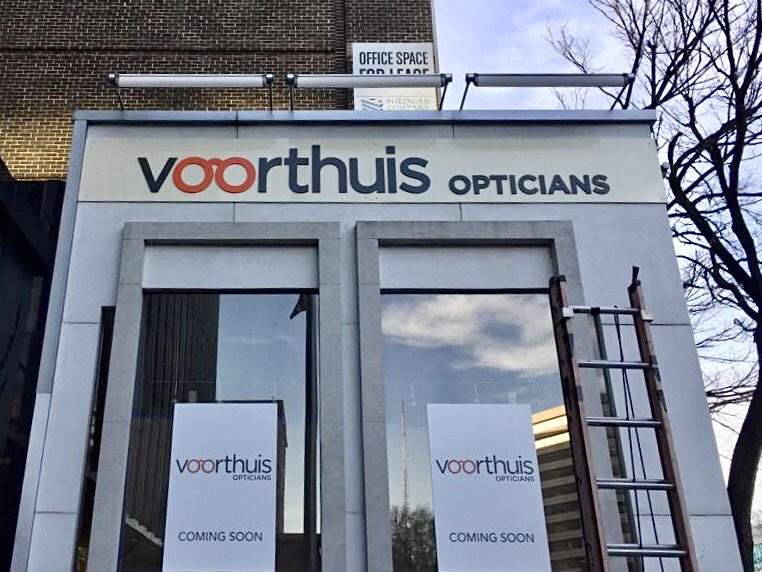 ArtDisplay_Co's tweet photo. The signs we make are everywhere. To our customers- we raise our glasses to you 🎨 https://t.co/lF37Fw2HyV