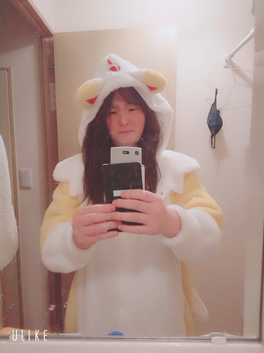 にーにーさん コス予定未定 Ar Twitter ドンキのこんのすけ着ぐるみパジャマ 毛布を着てるみたいでめっちゃあったかい けど重いのとトイレ行くのに脱がないといけない W にーにーさん コス予定未定 Ar Twitter ドンキのこんのすけ着ぐるみパジャマ 毛布を着てるみたいでめっちゃあったかい けど重いのとトイレ行くのに脱がないといけない W