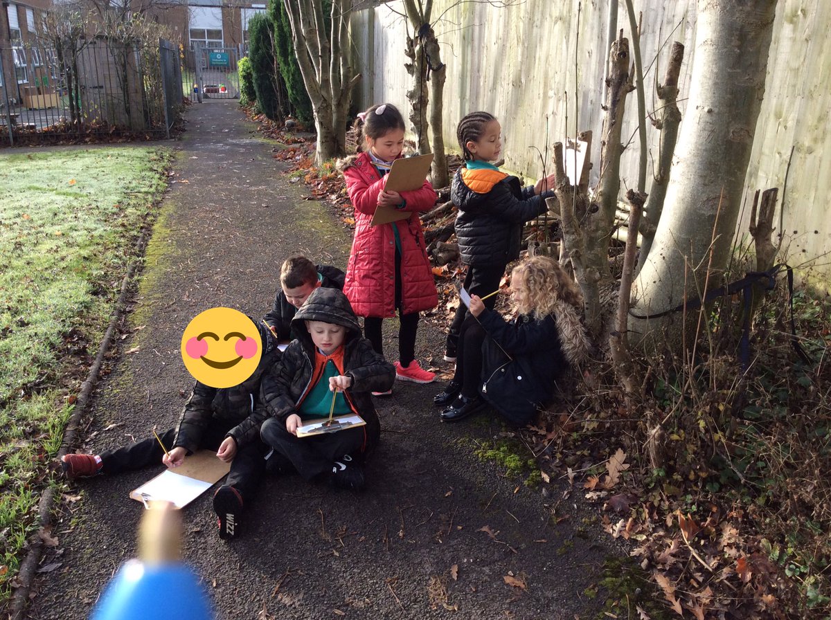 Springwood_Prm's tweet photo. #SpringMonmouth have been learning outdoors today, we have looked at the environment around our school and written some lovely sentences to describe what we can see. #Springoutdoorlearning https://t.co/tmqwvxZGFx