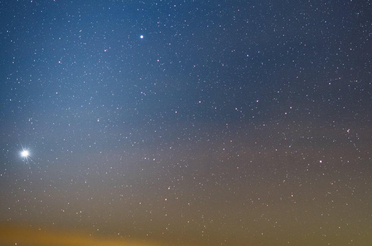 brianemfinger's tweet photo. Wow! Another good comet! This is Comet Erasmus C/2020 S3. It’s not close to naked eye visible but some people might find it with telescopes or good camera/lens setups (that’s this).  #arwx #cometErasmus https://t.co/yfrasRLIY2