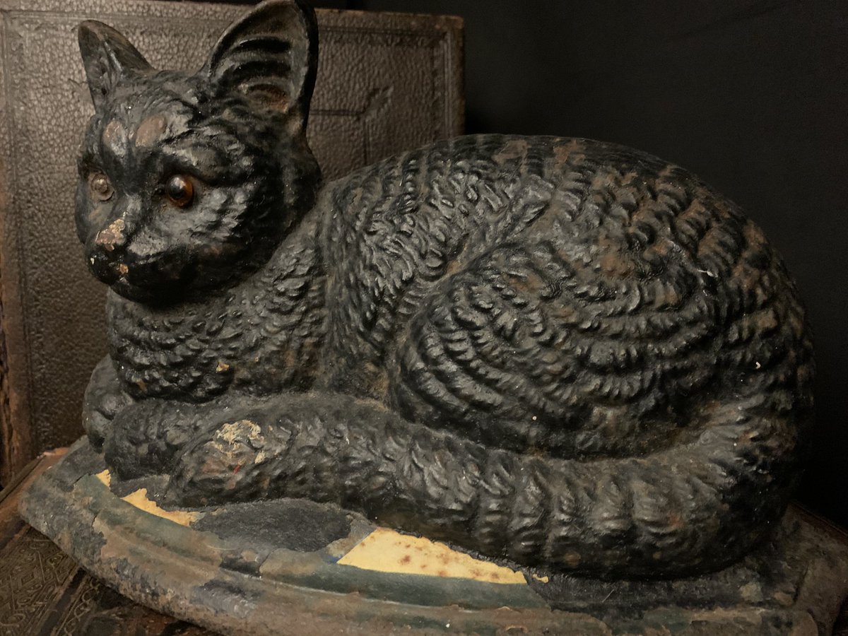 WickedVintageUK's tweet photo. Listing today, rare antique cast iron #CatDoorstop .... https://t.co/0wTfJGuVI5