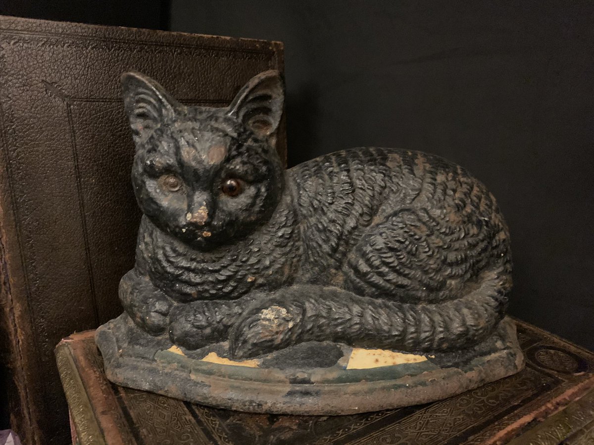 WickedVintageUK's tweet photo. Listing today, rare antique cast iron #CatDoorstop .... https://t.co/0wTfJGuVI5