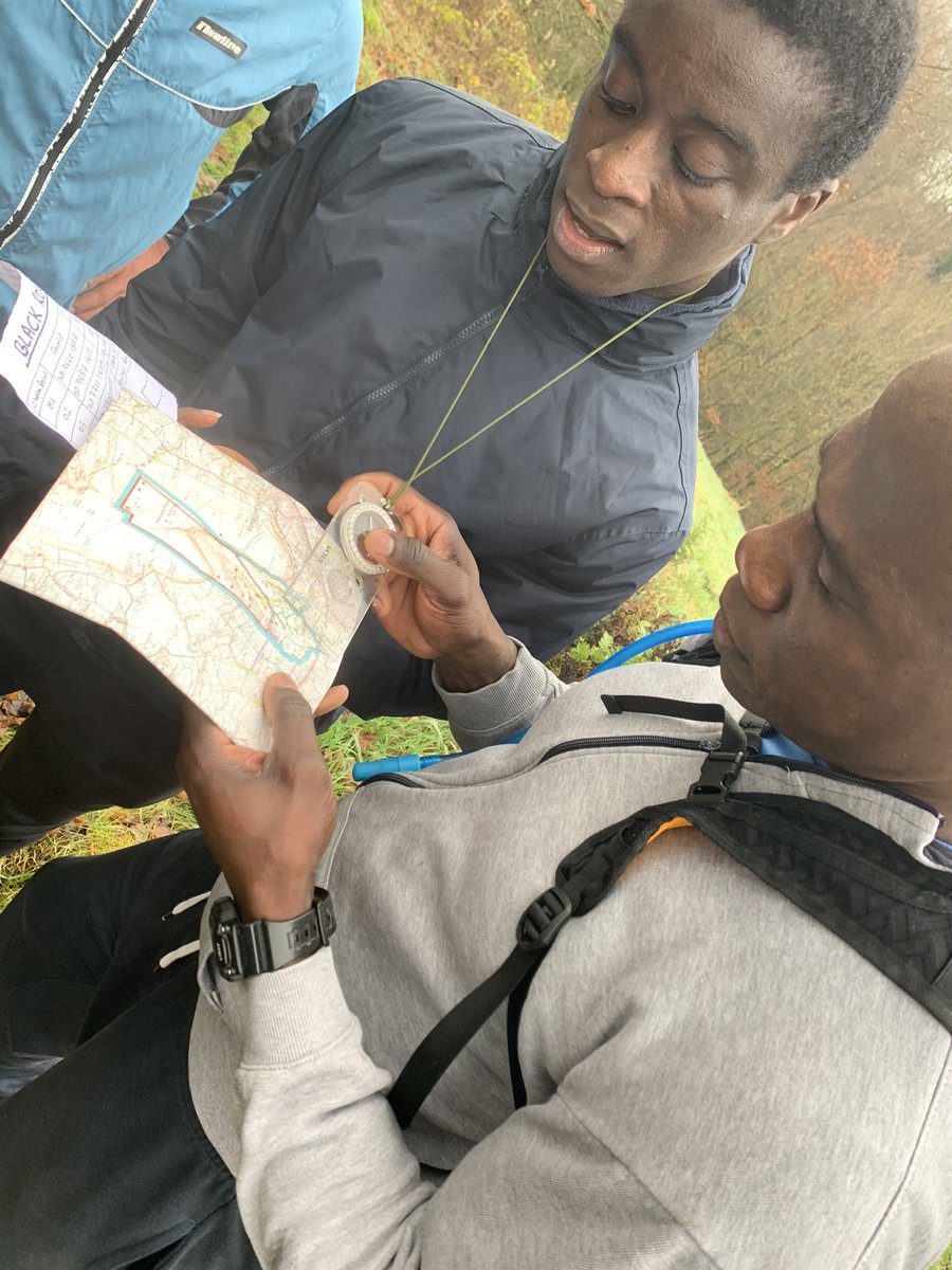 4_RLC_RTW's tweet photo. Taking advantage of the great outdoors area we are in and conducting MATT 5 Navigation training. #DDCRAPS #TRECH #LandNavigation #mils @4RegimentRLC @BdeSgtMaj101X @33Rlc @UKArmyLogistics https://t.co/EE8Lw8opQ3
