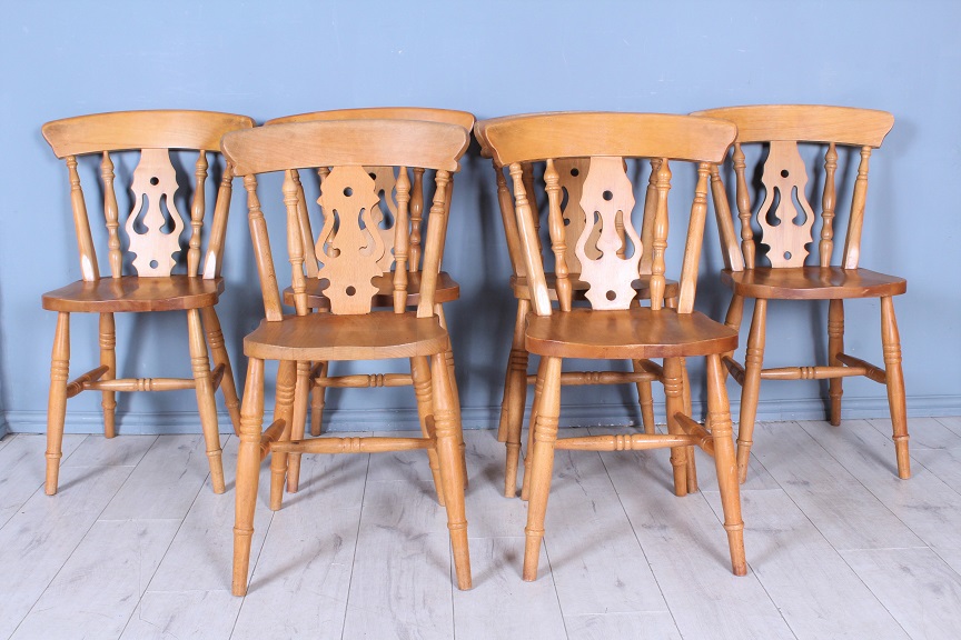sussexpine's tweet photo. £189 - Set of 6 solid beech farmhouse kitchen chairs, lots of rustic character perfect for painting.
PURCHASE DIRECT FROM THE WEBSITE - FREE LOCAL DELIVERY!!
https://t.co/nKYxTcIdYq https://t.co/HlxNd8Mdpr