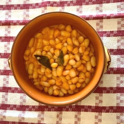 allisglutenfre's tweet photo. Fagioli All’Uccelletto
Antica ricetta toscana. La pentola di coccio #vulcania esalta i #fagiolicannellini della azienda agricola #ilciliegio di #Monteriggioni #olioevo #frantoiocasagni di #Sarteaneo Artigianato e sapori delle #terredisiena
La ricetta:  https://t.co/w4cf9qwIlp https://t.co/v4VE0HvVcZ