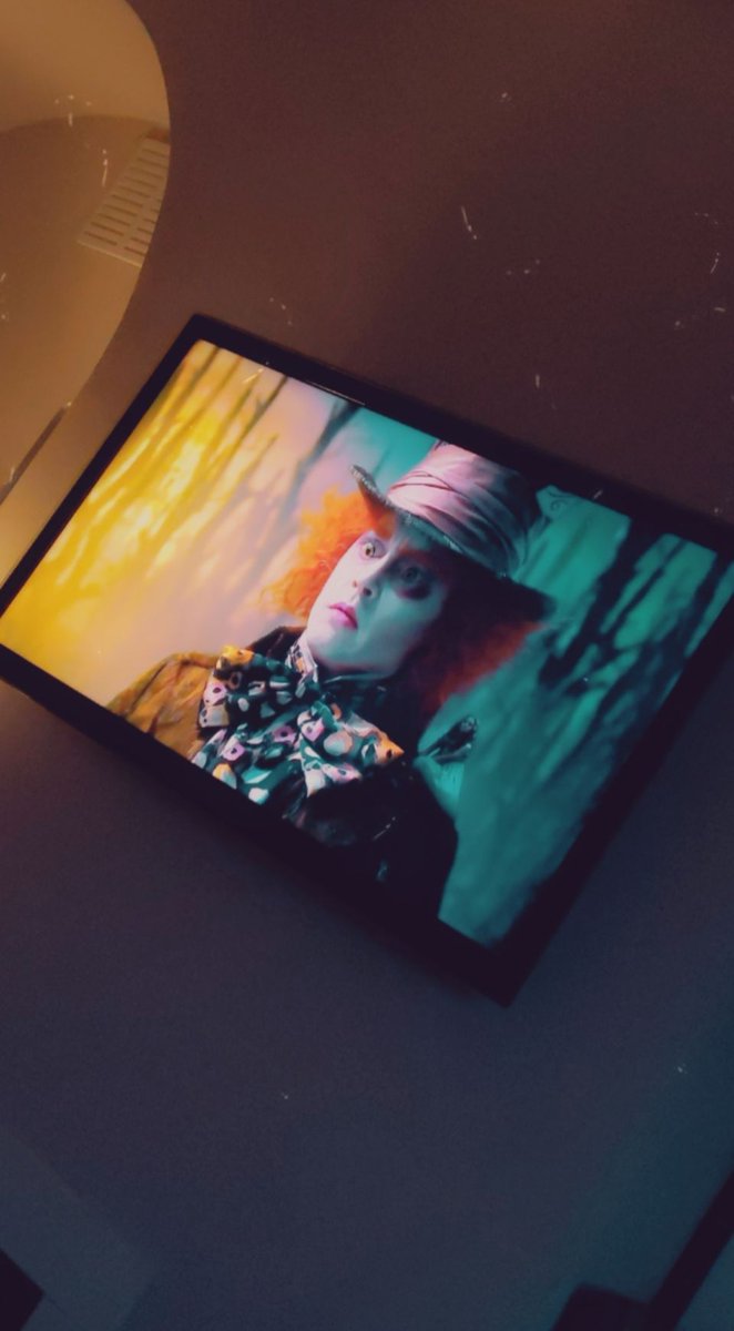 Day 3 : Alice In Wonderland Character: Mad HatterAnother well known classic, one of the best family films!This whole film revolves around imagination and I love that, I think it has such an important message behind it!And his character is incredible! #JohnnyDeppMarathon