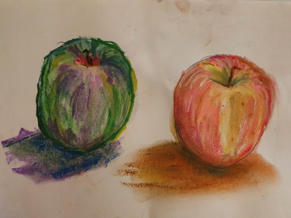 OasisArtBox's tweet photo. We did #colourtheory and #quickstudies of #apples in #artgroup today, including #pointillism #creativefun @TheOasisCharity Contact bagnallproject@oasispartnership.org if you would like to join us! #chesham #communityart https://t.co/NDUMTsrhQf