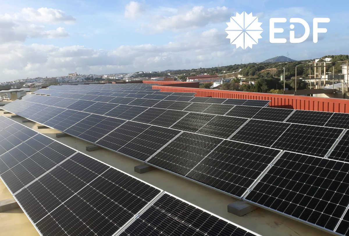 EIDFsolar's tweet photo. 🛠OBRA:
Os mostramos el avance de la #instalación #fotovoltaica que estamos ejecutando en Baleares para #Coinga (Cooperativa Insular Ganadera de Menorca)
✅ Potencia de 375 kWp
✅ 930 módulos
✅ Producción anual estimada de 642.344 kWh
✅ Supresión de la emisión de 225 tn de CO2 https://t.co/nv3Ub4hvwy