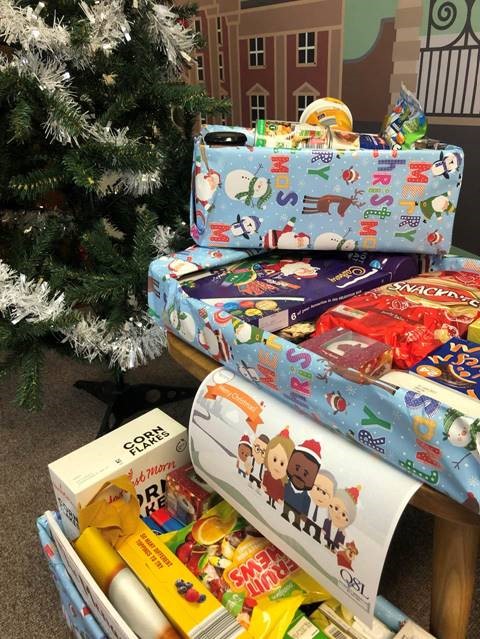 ISOQSL's tweet photo. We are so pleased to announced that winner of the 1st completed #ISOQSLBingoBox is @MyPaycare! π
Thank you so much for all your effort and support with this campaign! You will receive your prize soon...
https://t.co/O4e0fMYNWf #WorcestershireHour @Worcs_Foodbank https://t.co/Yndb9nWD6H