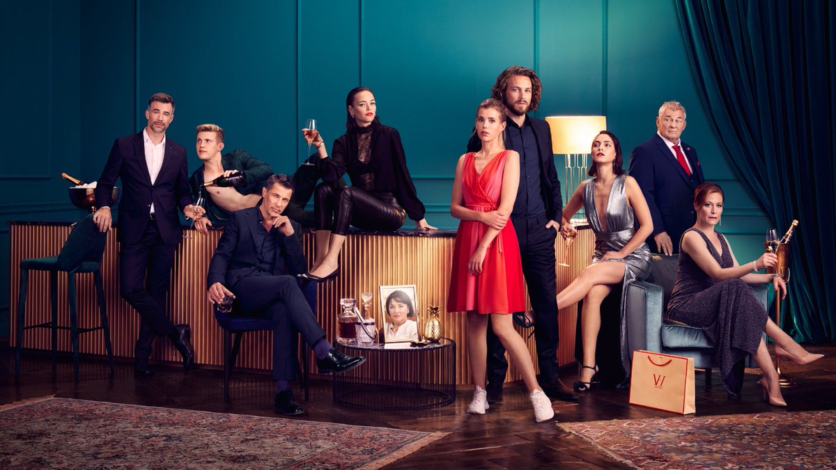 starsontv's tweet photo. Fünf Jahre ist es nun her, dass die "#VerboteneLiebe" von der ARD eingestellt wurde. Heute startete nun die Next Generation. Zunächst sind 10 Folgen verfügbar:
►►► https://t.co/zffbfmp4EK
#VerboteneLiebeNextGeneration #VL #TVNOW @TVNOW @verboteneliebe https://t.co/QWrJwQ59Fp