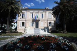 RomeiAlice's tweet photo. You cannot leave Marina di massa without visiting Villa Cuturi!
A fantastic villa that contains years of history of our city!
it's a must when you come on vacation here!💓🤩 https://t.co/nwAnGJcqzl