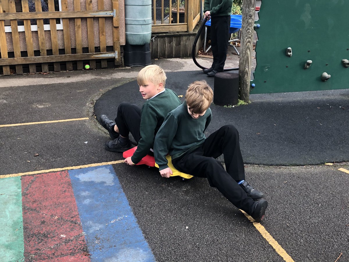 BlagdonPrimary's tweet photo. Weβve been having wonderful play at break and lunch today. Weβve been making the most of the weather and our Play Pod! #BPSplay #BPSoutdoorlearning #OPALplay https://t.co/TrT1Wbdph4