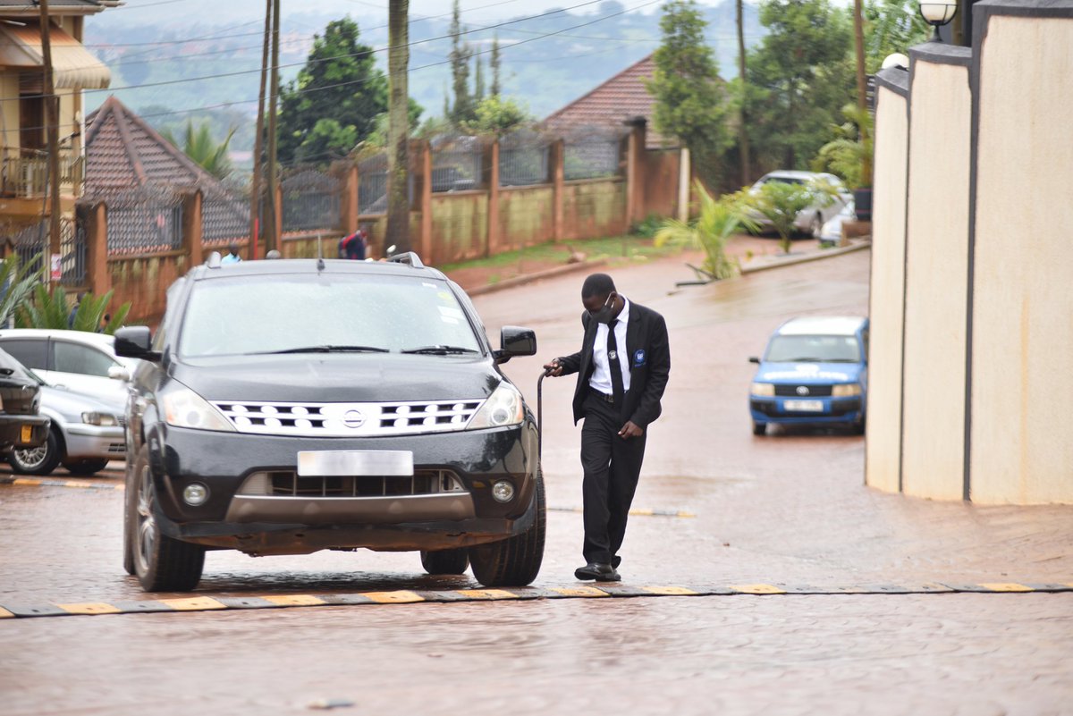 Security_PlusUG's tweet photo. We make it our priority to provide best solutions and equipment to keep your premises safe.

Contact us today; Call 0750333399 or visit our website https://t.co/GmKzEy0j5L for more information. 
#staysafe #security #Securityplus https://t.co/LjGtnb5nUL