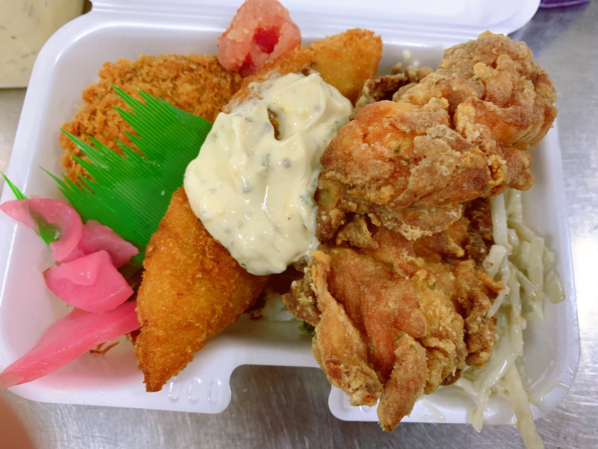 Fujiwara Tetsuya 11月から始めたデリバリー お持ち帰りのとめ手羽 お陰様で沢山のご注文頂いております 自信持って一度ご賞味頂きたい商品となっておりますのでもっと広まったら嬉しいです 札幌 すすきの とめ手羽 Wolt 出前館 手羽先 からあげ