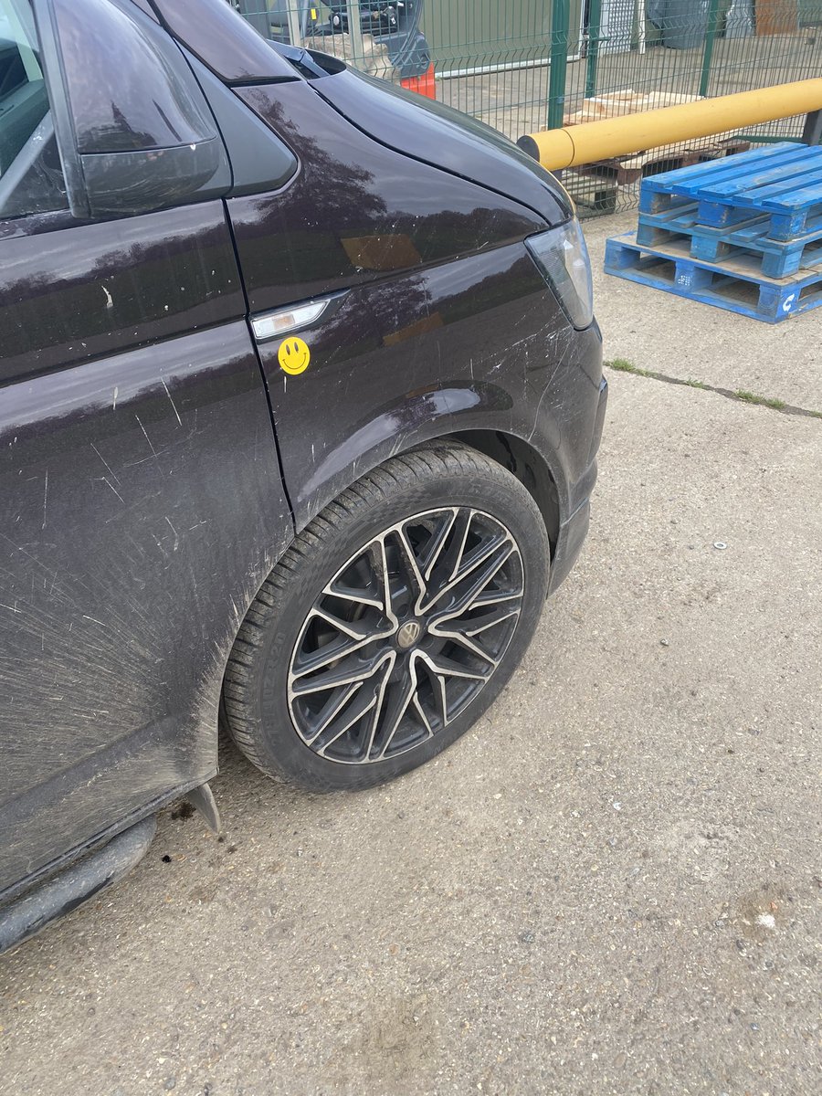 stew_hart's tweet photo. @FordsOval Same as my rather grubby T6 https://t.co/w2GUsGhhcM