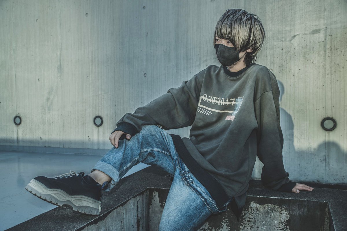 CHRONOIZM_JAPAN's tweet photo. 【🎁発売前プレゼント企画🎁】

12/4(金)発売の新作からお好きな商品を抽選で1名様にプレゼント！！

【✖︎応募方法✖︎】
このアカウントをフォロー&amp;RT
※引用RTで当選確率UP⤴️

▲12/4(金)の21時結果発表▲
※販売は同日の22時より

https://t.co/bcqyNKWQYg https://t.co/hTo8qq3Oxo