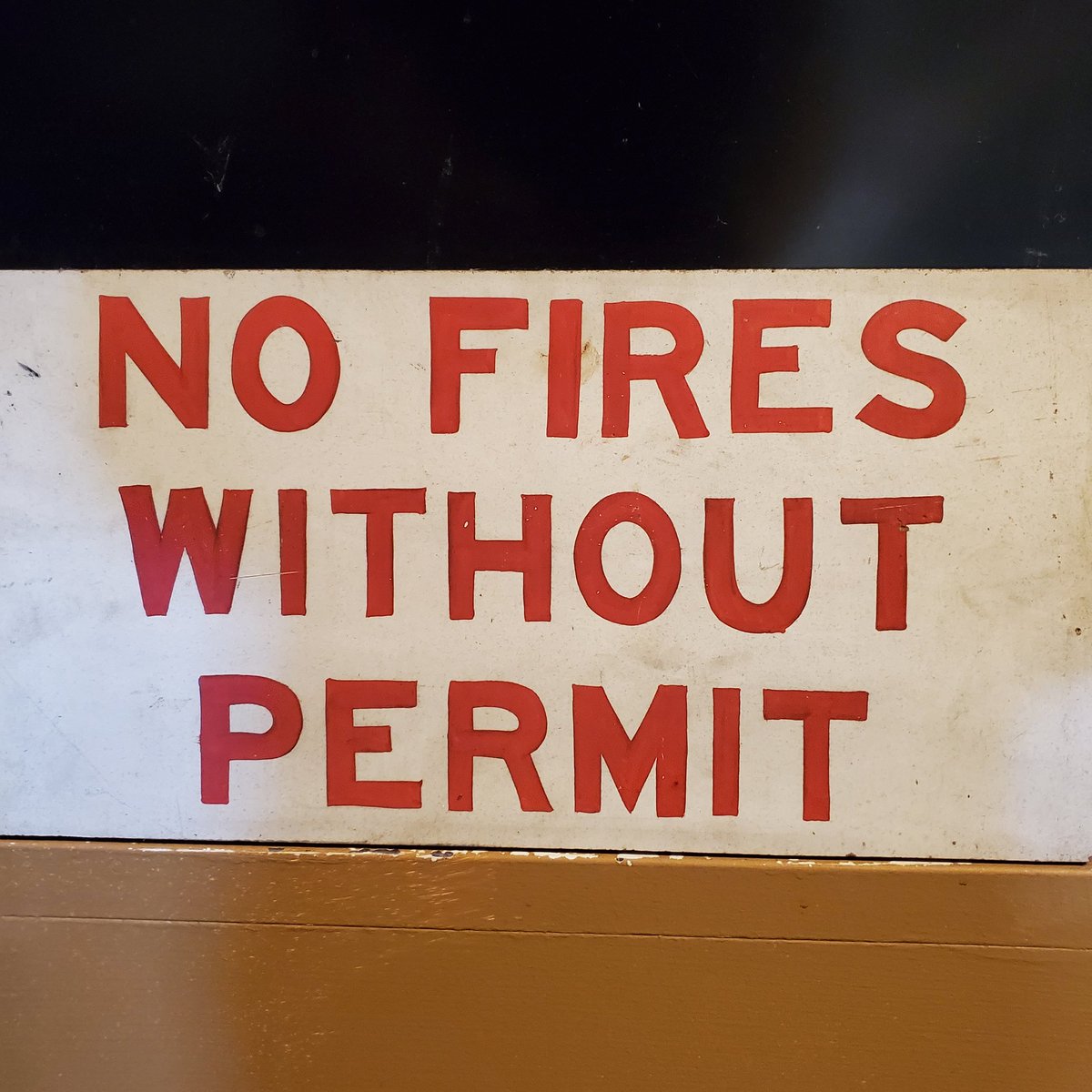 alan_quimby's tweet photo. (11/23/20 NH Fire Weather Forecast) Today will be a predicted Class 1 (LOW) fire danger day for areas without snow cover. https://t.co/W1EtbihKdm