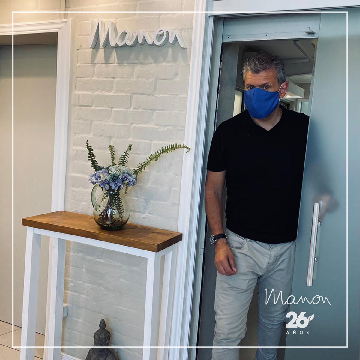 Hace un tiempo me empecé a preocupar por la caída del cabello. Por eso comencé a hacerme Mesoterapia capilar con #Manon, que además de detener la caída del cabello, lo recupera y fortalece.

Ahora no solo vengo por tratamientos faciales, sino también capilares!! <a href="/Valentin_RodBa/">Valentín Rodríguez B</a>