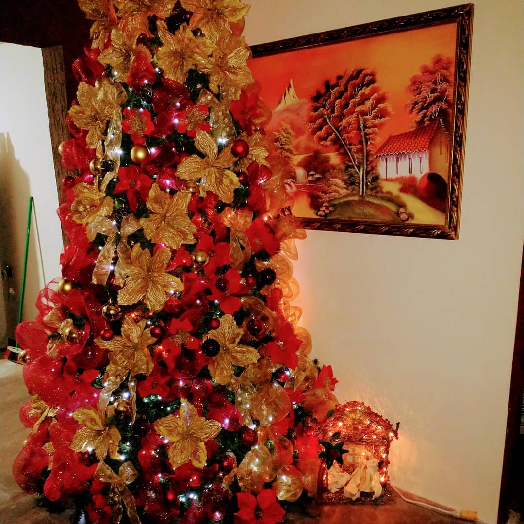 Jeffryleal's tweet photo. Navidad que con dulce cantar se celebran las almas q saben amar.... https://t.co/glKxaL7U5B