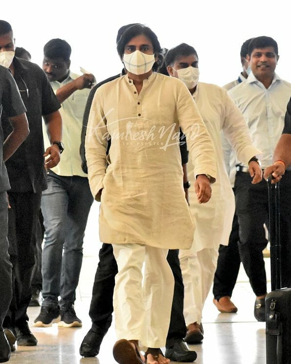 PawanismNetwork's tweet photo. . @PawanKalyan en route to DELHI to meet @JPNadda and @BJP4India leaders. 

@JanaSenaParty https://t.co/nthOs33CnC