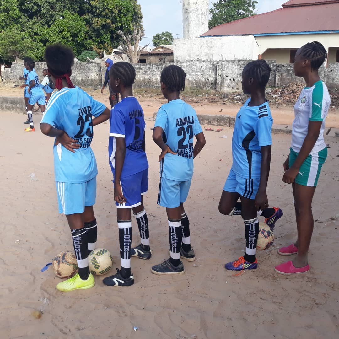 GirlsSoccerAca2's tweet photo. Keep on listening to the gaffer, coach @SunaNjie ⚽️
✍️✍️✍️✍️✍️✍️✍️✍️✍️✍️✍️✍️✍️
#GirlsSoccerAcademy #WeAreFlying✈️✈️
#bufferzonegirls
#ItsTimeItsNow
@modoubah
@sandra_a_yeboah
@SannehSeedou
@Bbetorres9
@TheGambiaFF https://t.co/4gcNgGxsZp