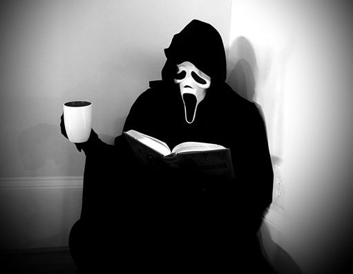 GhostfaceTalks_'s tweet image. I scare, I care, but most importantly I’m always there.