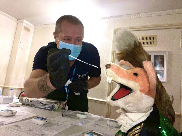 Basil Brush tweet media