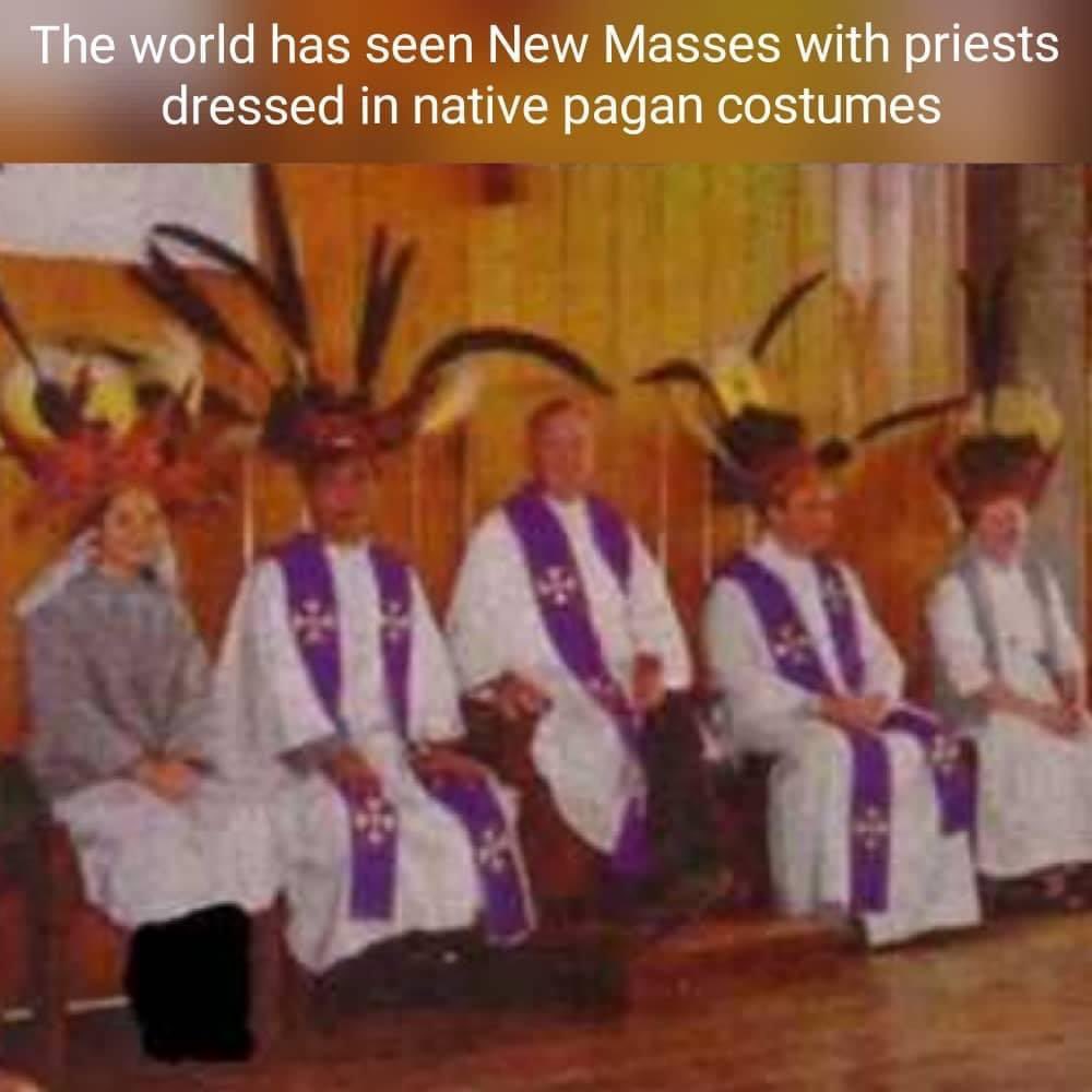 sedevct's tweet photo. Si los sacerdotes de tu “religion” se visten como los sacerdotes de los paganos y demonios, tu alma está en serios problemas... https://t.co/HmsJxjItb4