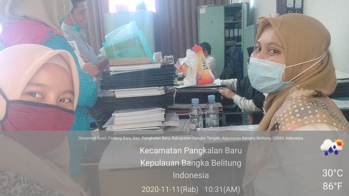 MeriAnd49156658's tweet photo. Giat 06 Nopember 2020 dan 11 nopember 2020

Koordinasi penyuluh dengan koordinator ppkl kota pangkalpinang dan koordinator PPKL provinsi kep. Babel terkait laporan kegiatan bulanan penyuluh. 

@dinaskukmbabel 
@BangkaPpkl 
@PENYULUH_COOP 

#penyuluhkoperasi
#ppklprovbabel https://t.co/noJsCGmtYD