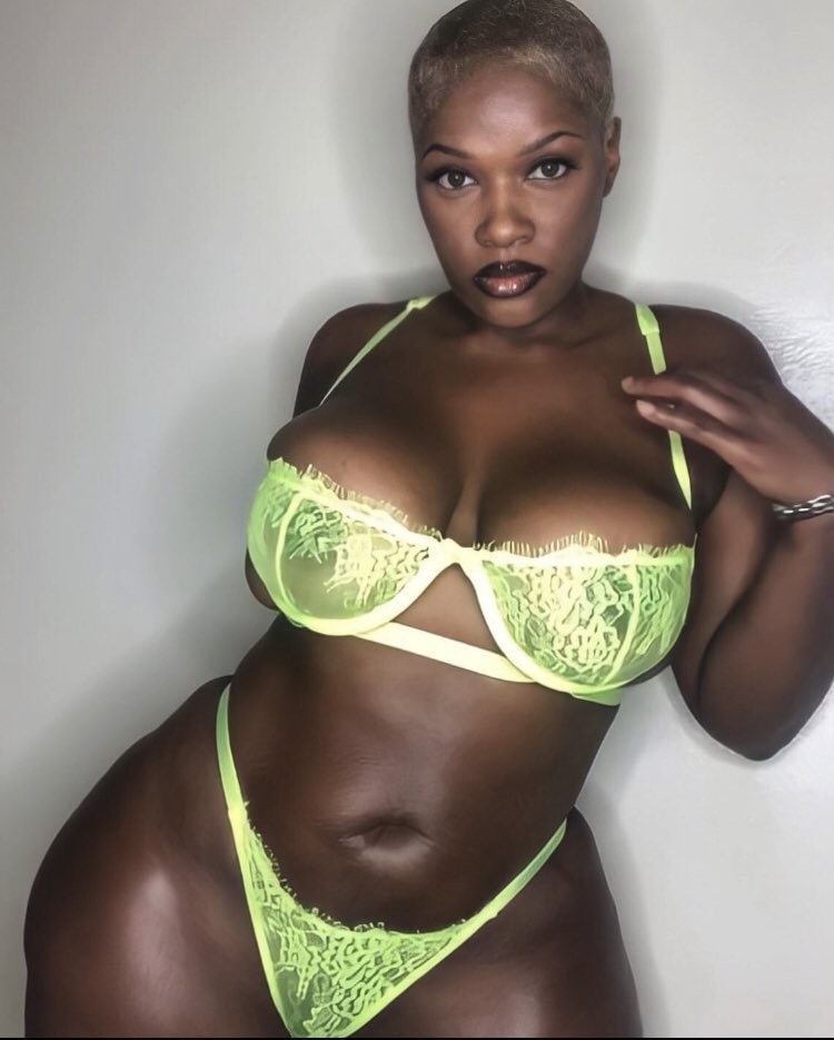 NewHalfone's tweet photo. BODYODYODYODYODYODYODY
🎵🎶

#DreamBodyGoals https://t.co/QpxLasn8h3