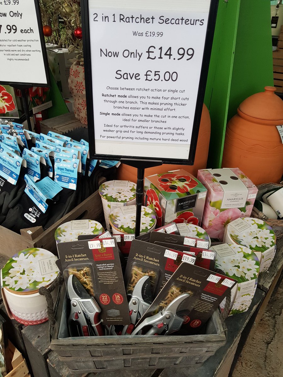 Hello #herefordhour not only do we have our lovely #ChristmasTrees now but a huge range of #giftsforgardeners including special offers on #gardeninggloves & #secateurs #shopHERE