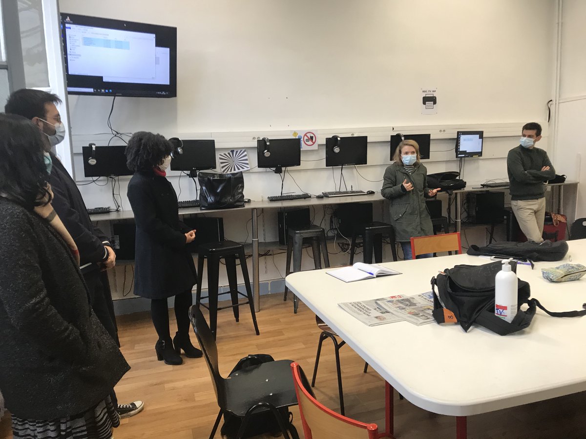 Visite de l'ESJ Lille ce matin pour la 1ère promo de l'incubateur YouM3dia lancé en sept dernier par <a href="/euratechnologie/">EuraTechnologies</a>, <a href="/Challenges/">Challenges</a> et l'<a href="/ESJLille/">ESJ Lille</a>. 
12 startups font partie de l'aventure ! 
Le recrutement de la 2ème promo est en cours... 
Plus d'infos 👉 bit.ly/3pPjV65