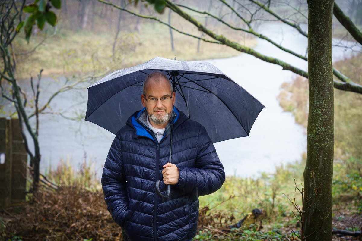 Gemeenteraad070's tweet photo. 📸Vandaag in #raad070indestad: 
@ArnoudvDoorn (@PvdE_DH070). Waarom is natuurgebied Westduinpark zijn favoriete plek? Je leest het op Facebook (https://t.co/0LAuA2gO2z) en Instagram (https://t.co/XI2Scn1izt). https://t.co/aF3UvcfAaq