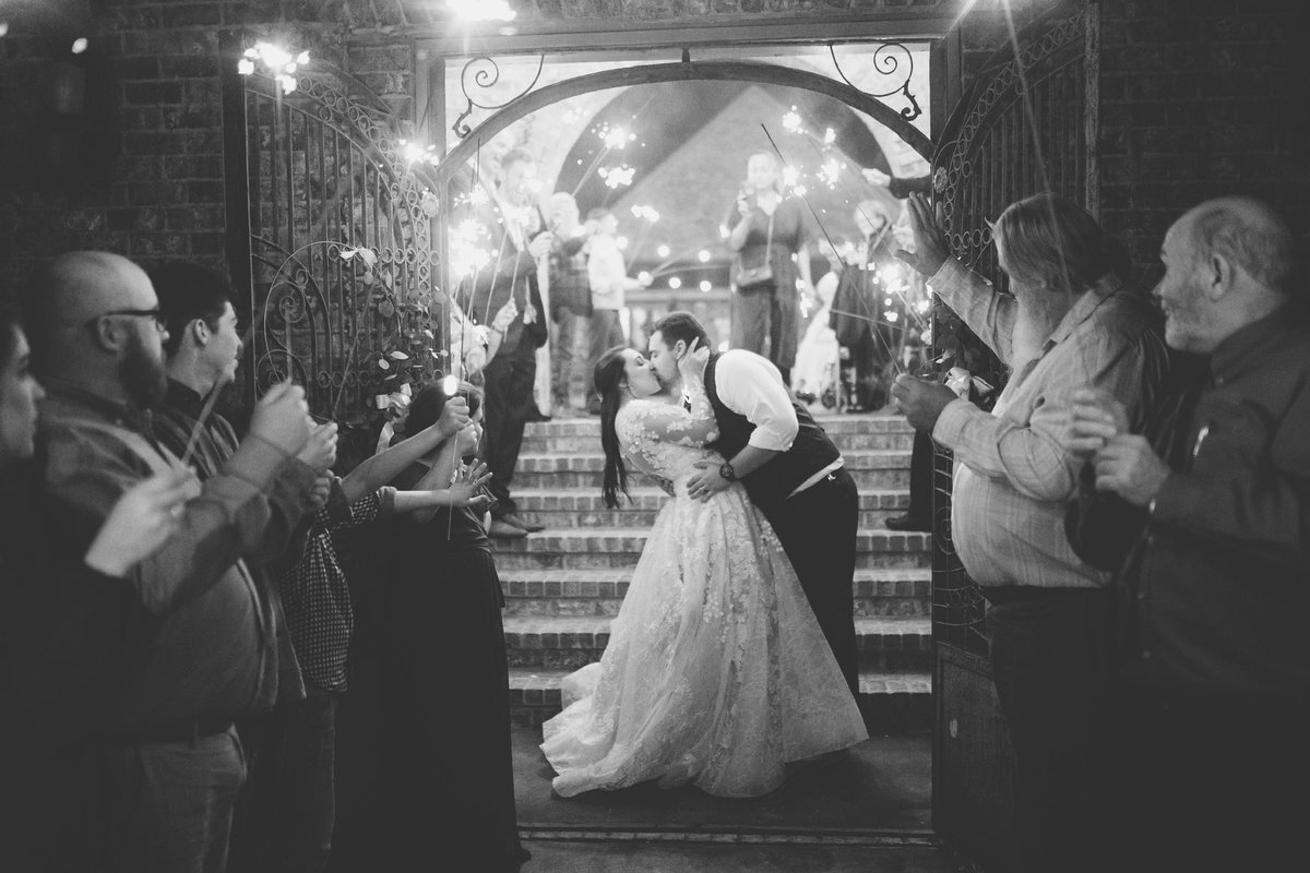 David_Haney11's tweet image. Happy 1st Anniversary to my gorgeous, wonderful wife!

I look forward to the rest of our lives together and making memories with you. We are in for an exciting, blissful, and romantic one!

I’ll cherish you forever and always, Haley. I love you! 

#OneYearDown #EternityToGo